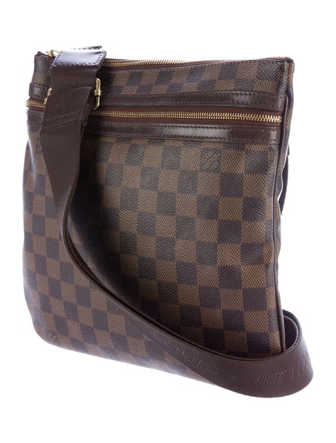 louis vuitton neverfull crossbody.